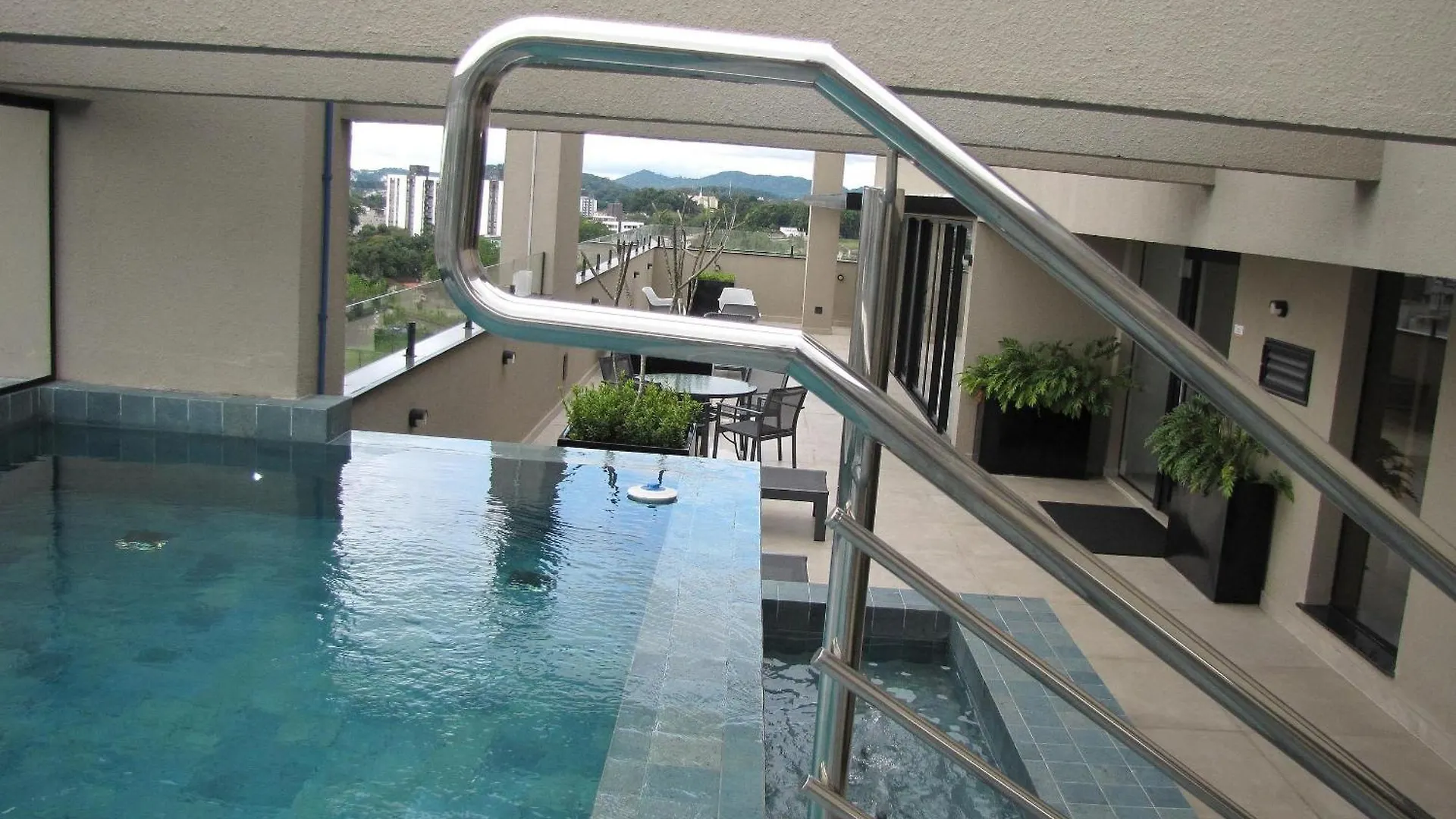 Rcm Vilas - Studio Surf 606 جوينفيل 0*,